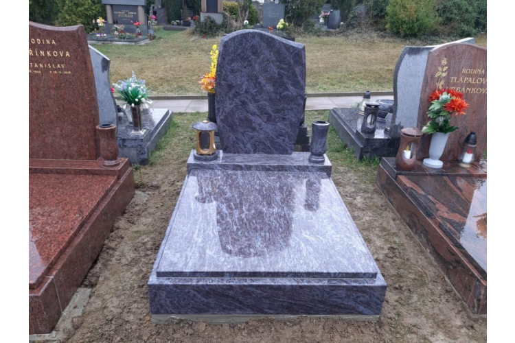 Firma Žulové hroby bude přijímat objednávky na opravy hrobů na hřbitově v Pavlově 3.3.2023 a 10.3. 2023 od 13:00 do 13:20 hodin